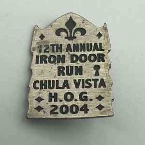 2004 Harley Davidson Pin Badge Limited Edition Chula Vista HOG Iron Door Run - Picture 1 of 12