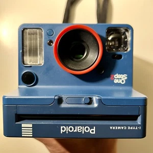 **Stranger Things** Polaroid One-Step 2 Instant Film Camera Upside Down - Imagen 1 de 8