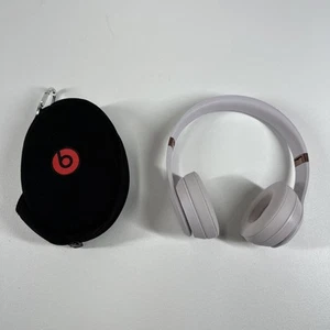 Beats Solo 4 Wireless Bluetooth Earphones Cloud Pink w/ Case (Tested & Working) - Picture 1 of 8
