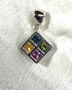 Ciondolo zaffiro 950 platino multicolore .80ctw blu verde giallo rosa - Foto 1 di 20