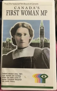 PELÍCULA VHS “La primera mujer de Canadá MP” NFBC excelente biografía de la película 12 minutos RARA USADA EN EXCELENTE ESTADO - Imagen 1 de 4