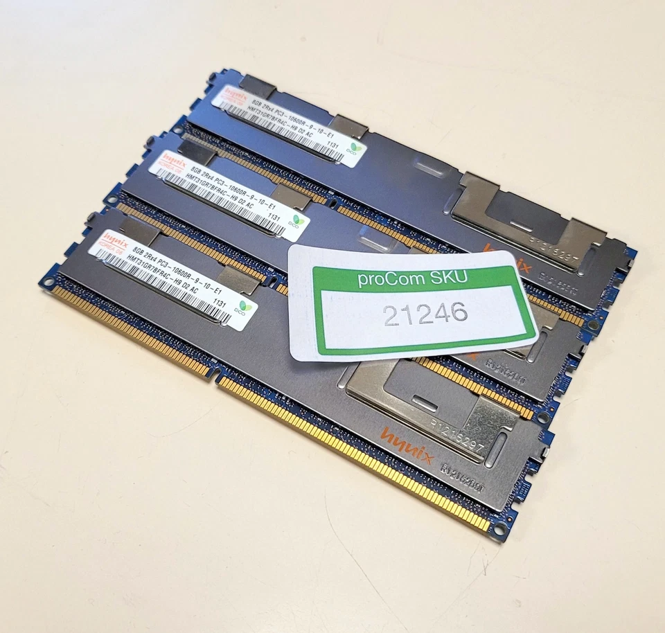 Ram / Arbeitsspeicher / Server/ Hynix / HMT31GR7BFR4C-H9 D2 AC/PC3-10600R/3x8 GB - Bild 1 von 1