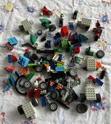 Mario Luigi Knee Wii Building Play Set Car Motorcycles - Image 1 of 4