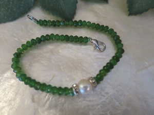 Beautiful Natural Sparkly 4mm Emerald & Cultured Pearl Bracelet (97) - Picture 1 of 5