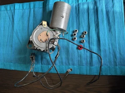 3 Speed Wiper Motor Early 1969 B Body Dodge Charger 2983033 Doesn’t Work OEM - Image 1 of 4