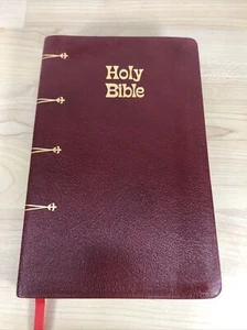 New American Holy Bible Catholic Nelson Printed In 1987 Red Leather Clean - Picture 1 of 14