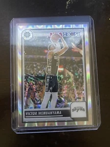 2023-24 NBA Hoops Premium Stock VICTOR WEMBANYAMA SEISMIC PRIZM RC SPURS ROOKIE  - Picture 1 of 1