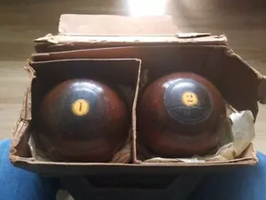 Pair Antique Bowls 1 & 2. Lignum Vitae, Thomas Taylor, Glasgow. Original Box - Picture 1 of 15