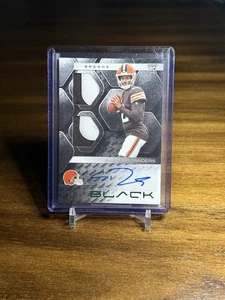 Panini Black NFL 2025 - Shedeur Sanders RC No. RSM-SSS RPA/25 marrones - Imagen 1 de 3