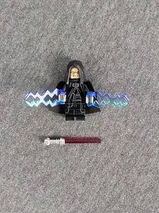 LEGO Star Wars Minifigur Imperator Palpatine mit Force Ligning & Säbel (75291)  - Bild 1 von 3