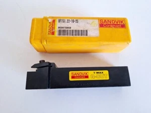 Sandvik Coromant RF151.22-16-25 T-Max Q-Cut K9M Tool Holder - Picture 1 of 4
