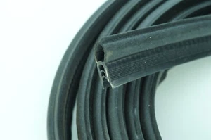 Joint Couvercle de Compartiment à Bagages Gaz 24, 24-10, 3102, 31029 Wolga. Slip - Picture 1 of 4