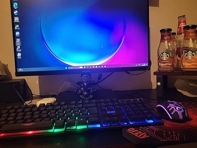 ALIENWARE Aurora R7 - Bundle Kit Headset Mouse Keyboard Monitor Mouse PC - Image 1 of 4