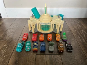 Mattel Disney Pixar Cars 2 Ramone’s House of Body Art Farbwechsler Spielset - Bild 1 von 13