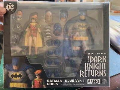 Nuevo Mafex El Caballero Oscuro Regresa Batman y Robin Azul Medicom Grado Coleccionista Foto 1 de 4