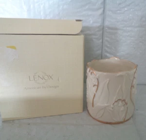 Lenox - Lily Of The Valley Votive - Candle Holder - Picture 1 of 4