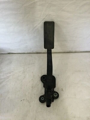 2012 Dodge Avenger Accelerator Gas Pedal OEM - Image 1 of 4