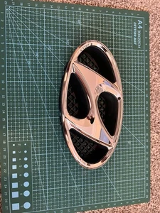 Hyundai Front Grille Emblem - 1a - Picture 1 of 3