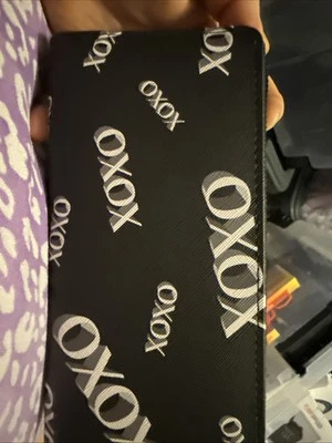 Cartera de muñeca XOXO para mujer Foto 1 de 2