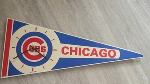 Vintage 1986 Chicago Cubs offiziell lizenzierte MLB Uhr Wimpelform schöne Farbe - Bild 1 von 7