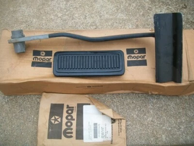 NOS MoPar 1973 74 75 76 77 78 79 Dodge Truck Power Wagon M880 Brake Pedal Assy - Image 1 of 3