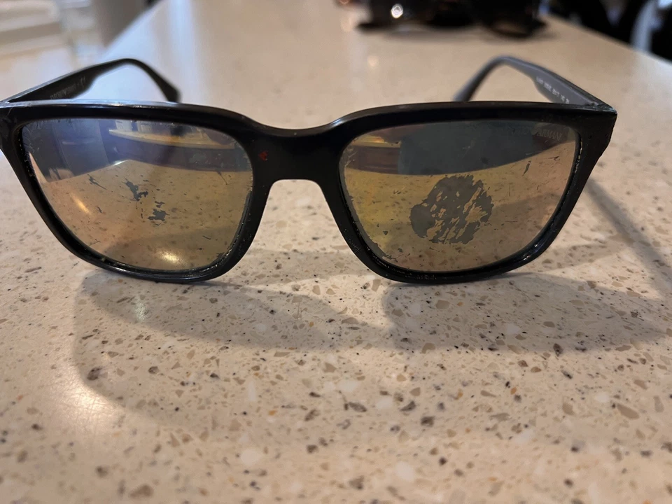 Gafas de sol clásicas Armani para hombre tortuga, solo monturas Foto 1 de 4