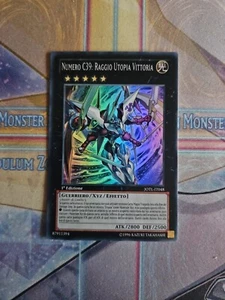 Yu-Gi-Oh! Numero C39: Raggio Utopia Vittoria, SUPER raro, JOTL, ITA yugioh - Foto 1 di 1