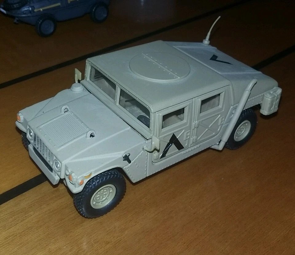 Die cast 1/43  CRIEL MODEL HUMMER CAR U.S. ARMY DESERT STORM - 1991 - Immagine 1 di 1