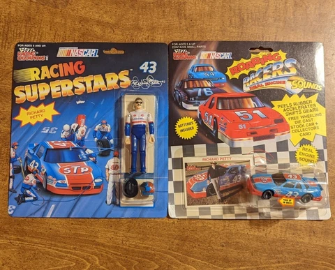 1991 Richard Petty 43 Superstars Racing Champions NASCAR Action Figure & Car Lot Cover