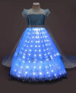 ELSA Girl's LIGHT UP DRESS - Picture 1 of 6
