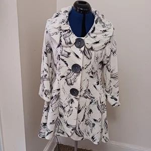 Abstrakte Bluse B&W Statement Knöpfe Oversize Kragen Größe M Bündchen Taschen - Bild 1 von 11