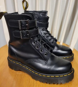 Dr. Martens 1460 ALT Damenstiefel schwarz glatt Biker Schnalle Reißverschluss Größe 6 - Bild 1 von 7