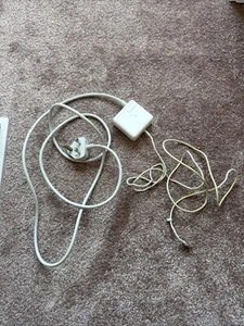 Apple 45W MagSafe 2 Power Adapter for MacBook Air - White - Photo 1/6