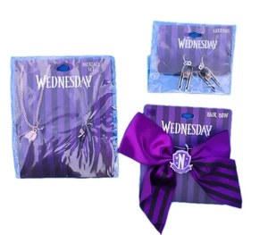 Claires Set von Wednesday Adams Netflix TV Show Ohrringe Bff Halsketten und Schleife - Bild 1 von 23