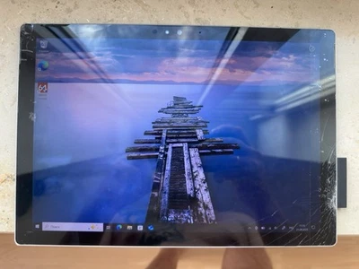 Microsoft Surface Pro 4 128GB, Wi-Fi, 12,3 Zoll - Silber - Bild 1 von 4