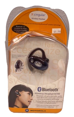 Motorola H700 Bluetooth Wireless Headset New in Package - Image 1 of 4