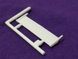 REAR DRAG RACING SPOILER from Revell 90 Ford Mustang 5.0L 1:25 Model Kit 1990 - Picture 1 of 9