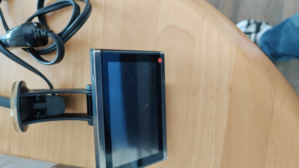 Falk Navi (United Navigation) KBA40G1000670 – defekt / Bastlergerät“ - Bild 1 von 1