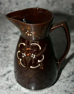 VINTAGE BROWN CEREMIC PITCHER 6 3/4" HAND PAINTED GUC - Picture 1 of 4
