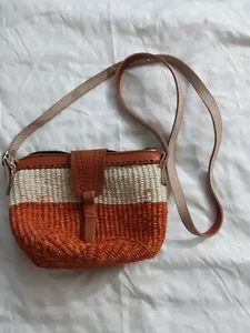 Small African Woven Sisal Kiondo Tote Leather Strap Shoulder bag with Zip - Picture 1 of 10