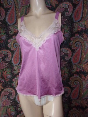 Camisola princesa vintage Maidenform Something especial de nailon púrpura con encaje 36 Foto 1 de 4