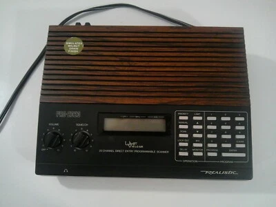 VTG. Realistic Programmable Scanner Receiver PRO-2023 ****20-128. No Antenna - Image 1 of 4