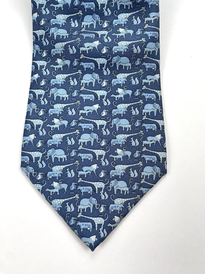 Corbata para hombre Salvatore Ferragamo 100 % seda azul elefante estampado animal hecha en Italia Foto 1 de 4
