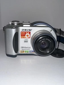 Sony CD Mavica MVC-CD200 2.1MP Camera - Picture 1 of 4