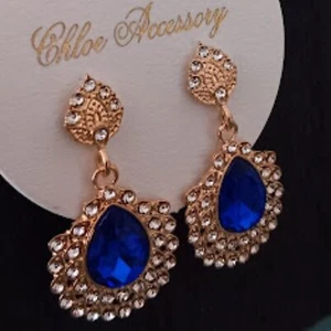 CHLOE ACCESSORY Glamorous Gold Blue & Clear Crystal Pear Shaped Drop Earrings - Picture 1 of 5