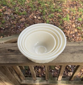 4 Fire King White Swirl Nesting/Mixing Bowls. They Measure 6"W, 7"W, 8"W & 9"W - Picture 1 of 12