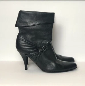 Cole Haan Women's Ankle Boots Sz 7.5B Black Soft Leather Fold Over Heel Booties - Picture 1 of 13