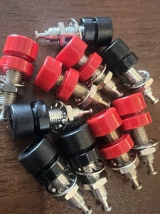 ITT POMONA BANANA JACK FEMALE PANEL MOUNT (10 PCs) 1581 - Picture 1 of 1