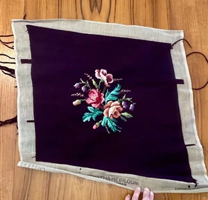 Vintage Bucilla handbestickt Dekorateur Nadelspitze Blumen 18x18 Stuhl Polster - Bild 1 von 6