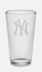 Vasos grabados de vaso de cerveza de los Yankees de Nueva York con licencia MLB 16 0 onzas - Imagen 1 de 1